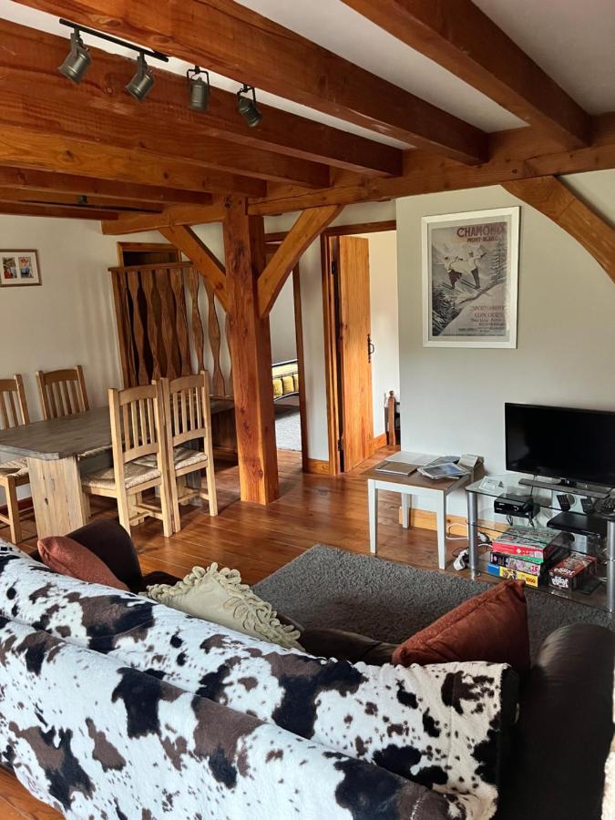 Chez Jallot - Upper Gite Vidaillat Exterior photo
